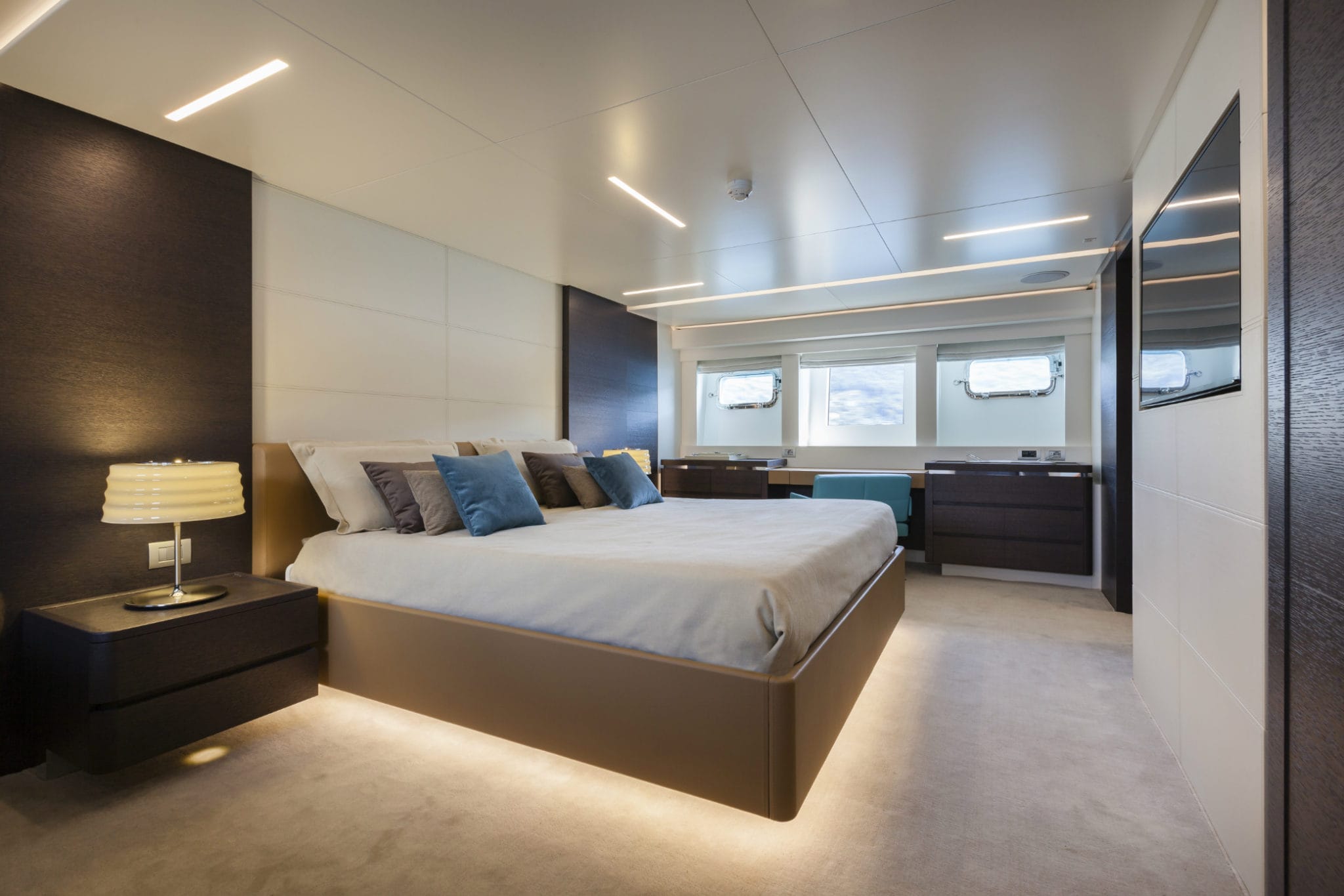 On Board of a Yacht, bed room